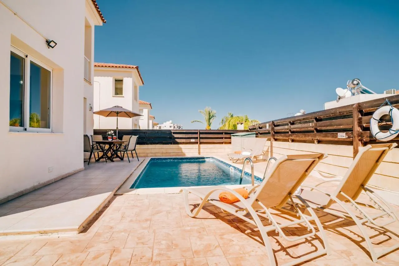 Villa Karisa Protaras 0*,  Chypre