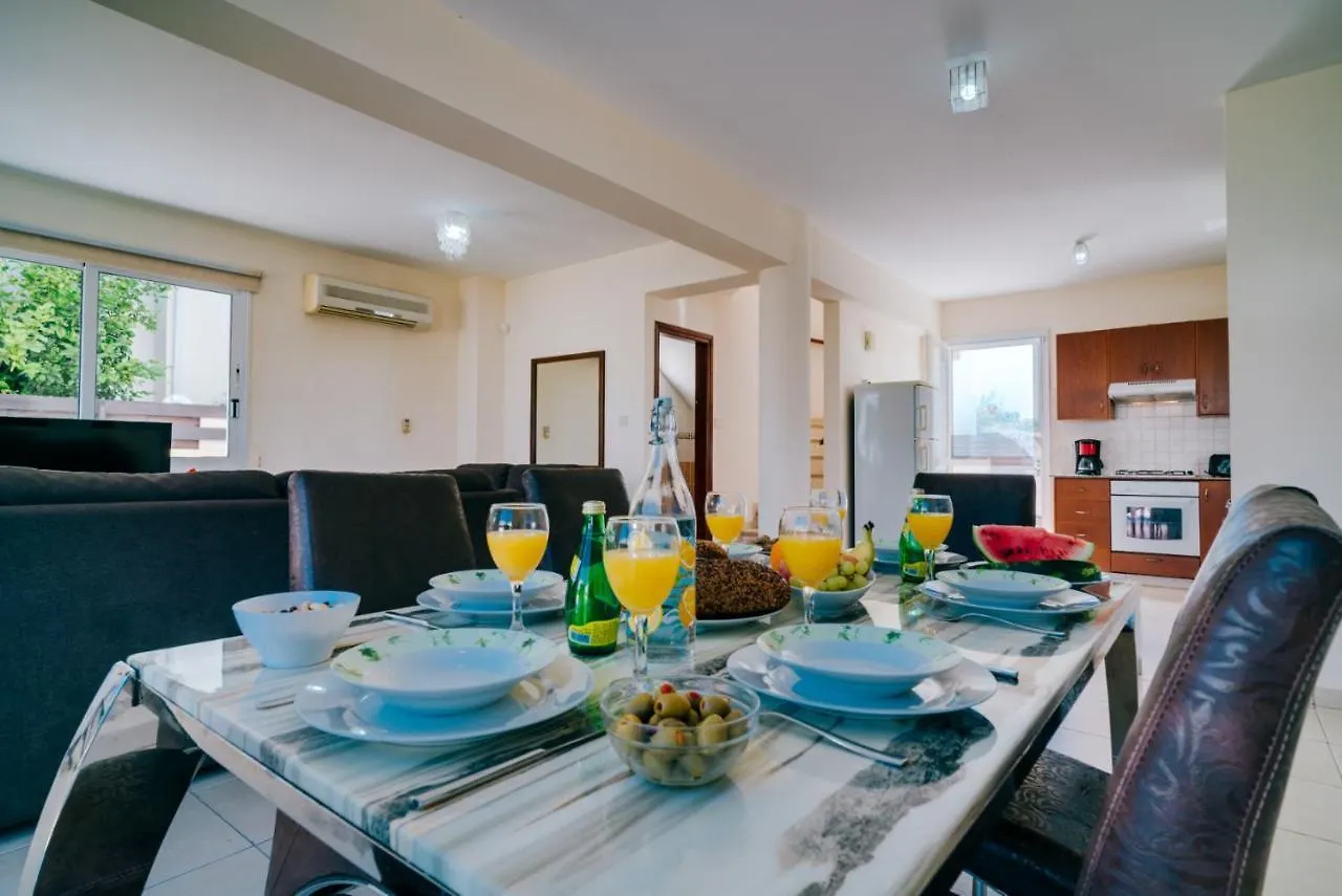 Villa Karisa Protaras