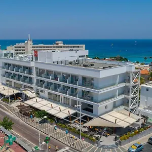 3* Hotel Plaza
