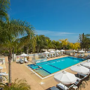 3* Aparthotel Flouressia Gardens